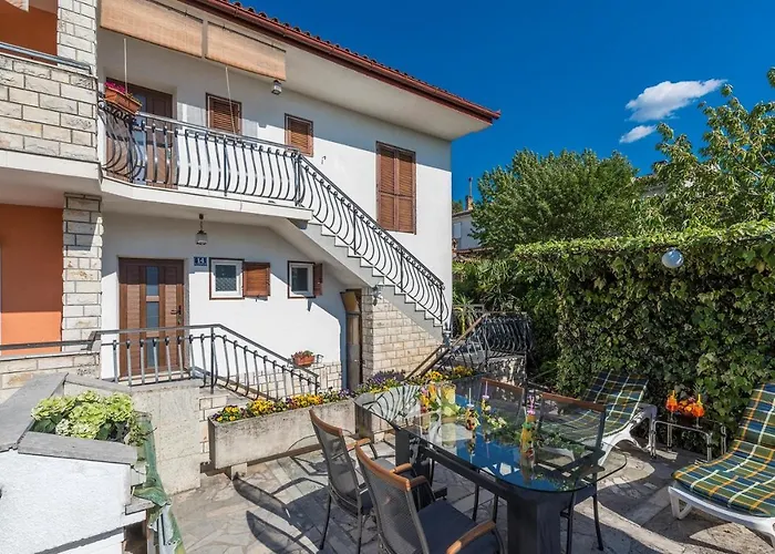 Loredana Apartman *